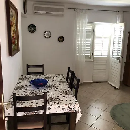 Area Doma Apartment Trogir