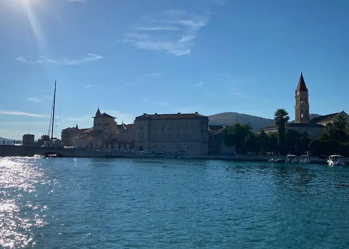 Area Doma Trogir