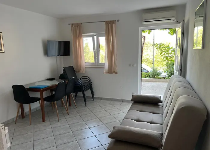 Area Doma Apartment Trogir